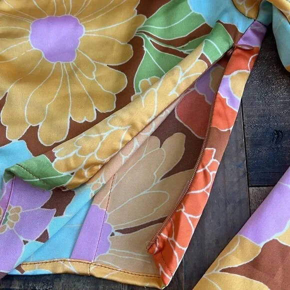 NWT Forever 21 TOP SIZE M MULTI COLOR - Picture 2 of 7